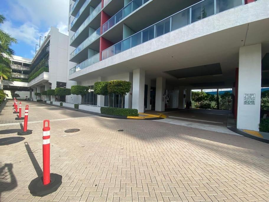 Miami Beach 1B/1B Incredible View Apartment With Kitchen Hallandale Beach Exterior foto